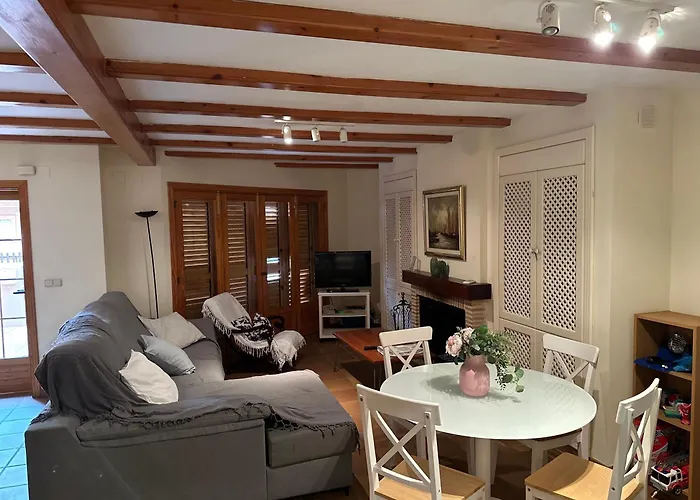 Chalet Adosado En La Playa De El Perellonet Con Piscina, Pista Tenis
