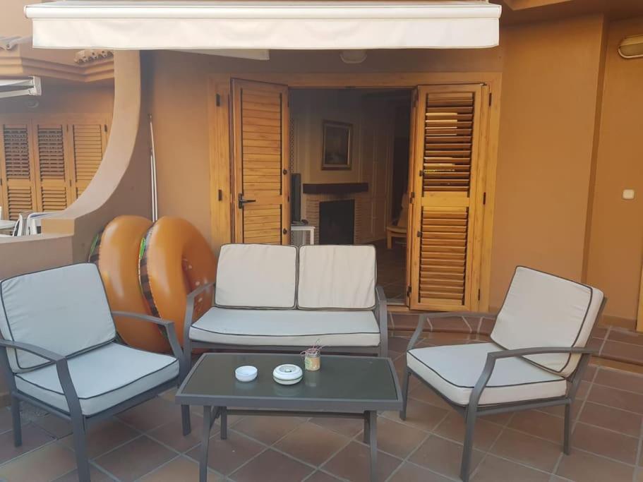 Casa vacanze Adosado En La Playa De El Perellonet Con Piscina, Pista Tenis *